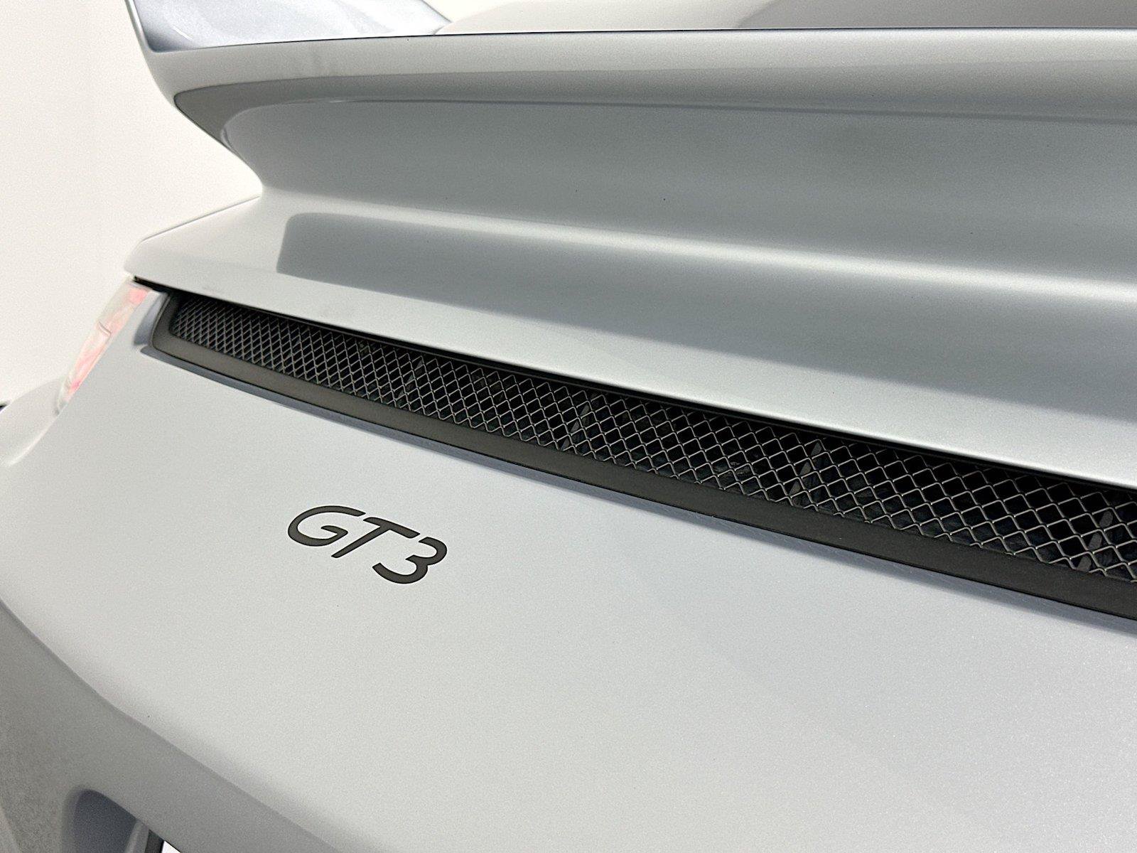 Certified 2015 Porsche 911 GT3 RWD image 17
