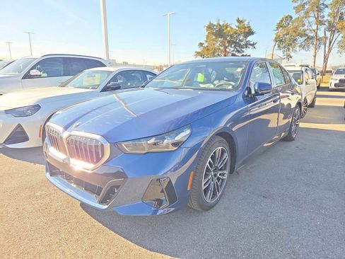 New 2026 BMW 530i xDrive w/ M Sport Package image 10