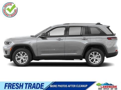 Used 2024 Jeep Grand Cherokee Altitude image 1