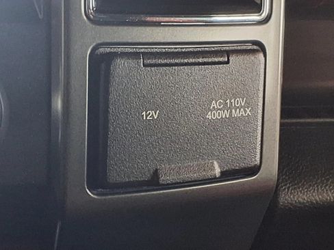 Used 2019 Ford F150 Lariat w/ Equipment Group 502A Luxury AWD/4WD image 20