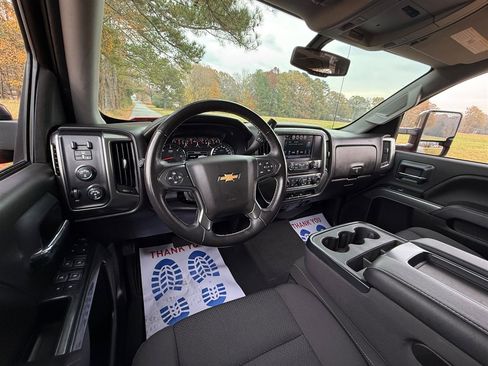Used 2019 Chevrolet Silverado 1500 LT w/ All Star Edition image 58