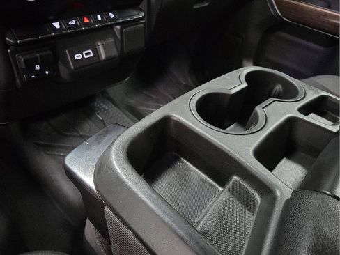 Used 2021 Chevrolet Silverado 2500 LT w/ Z71 Off-Road Package image 18