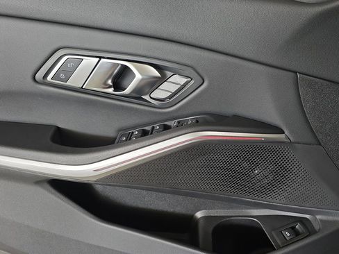 Used 2023 BMW 330i Sedan image 27