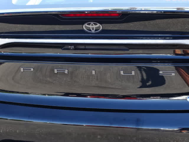 Certified 2025 Toyota Prius Plug-In Hybrid FWD image 10