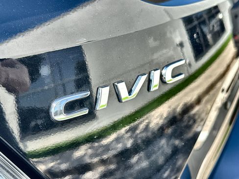 Used 2020 Honda Civic EX image 15