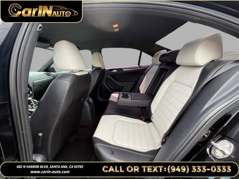 Used 2016 Volkswagen Jetta Sport FWD image 11