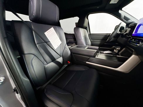 New 2026 Toyota Tundra Platinum AWD/4WD image 31