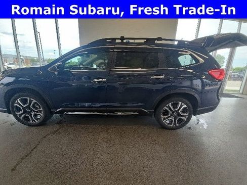 Used 2025 Subaru Ascent Touring AWD/4WD image 1