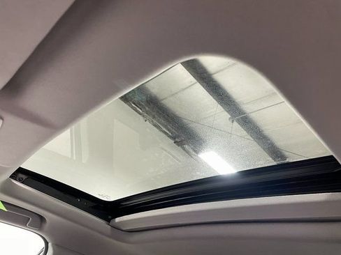 Used 2022 Honda CR-V Touring image 21