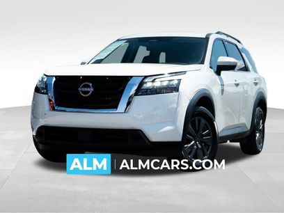 Used 2024 Nissan Pathfinder SV