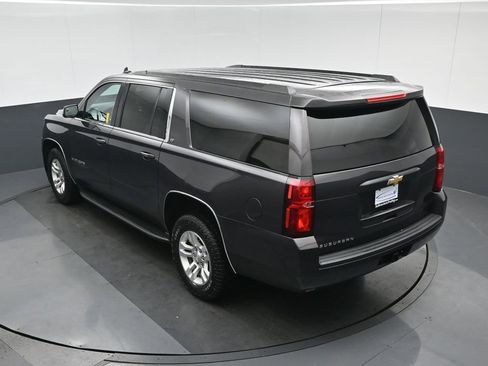 Used 2018 Chevrolet Suburban LT AWD/4WD image 71