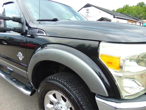 Used 2011 Ford F250 Lariat w/ Lariat Interior Pkg AWD/4WD image 41