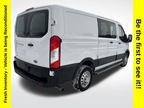 Used 2023 Ford Transit 250 Low Roof AWD w/ Exterior Upgrade Package image 5