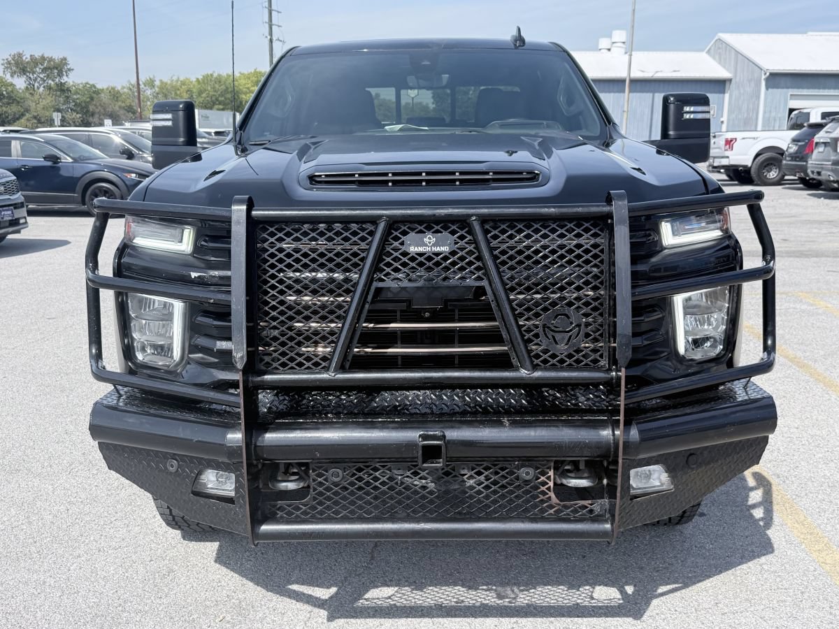 Used 2022 Chevrolet Silverado 2500 High Country w/ Z71 Off-Road Package AWD/4WD image 2
