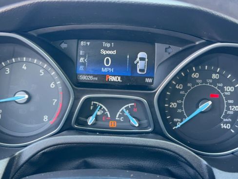 Used 2017 Ford Focus SE FWD image 17