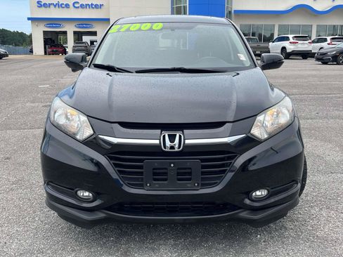 Used 2017 Honda HR-V EX image 8