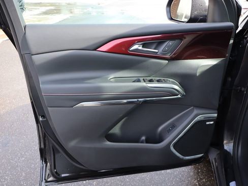 New 2026 Chevrolet Traverse Z71 w/ Enhanced Driving Package image 10