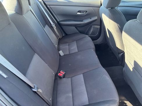 Used 2023 Nissan Sentra SV image 17