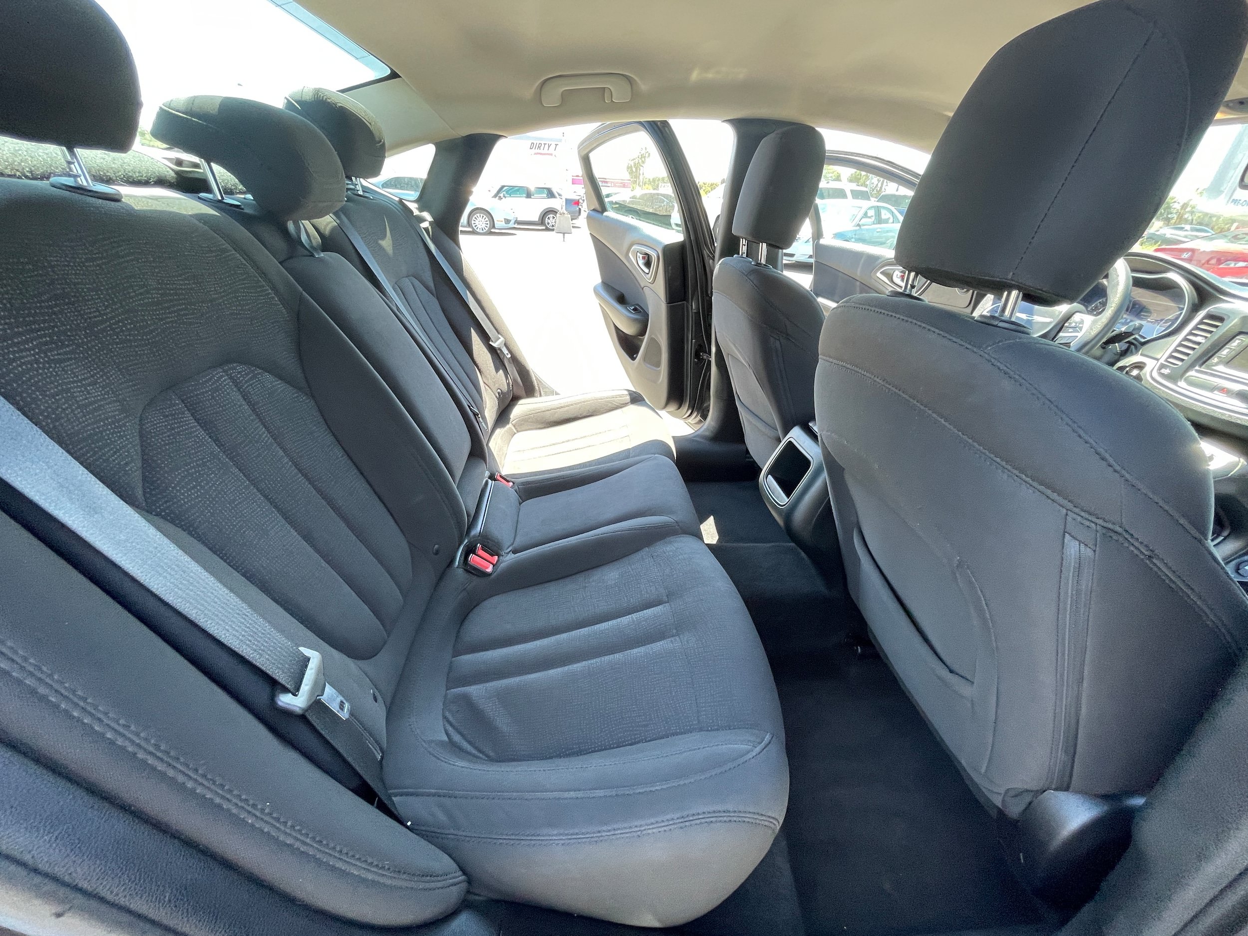 Used 2016 Chrysler 200 Limited FWD image 22