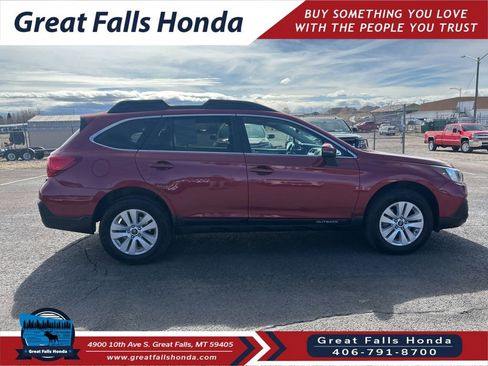 Used 2019 Subaru Outback 2.5i Premium image 10