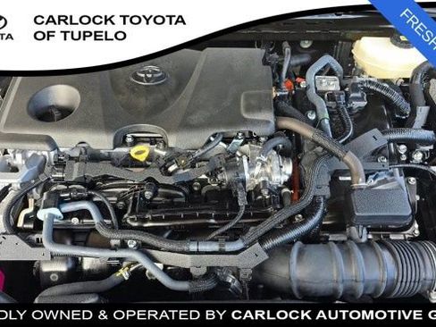 Used 2025 Toyota Camry SE image 14