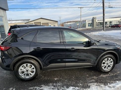 Used 2026 Ford Escape Active w/ Cold Weather Package image 12