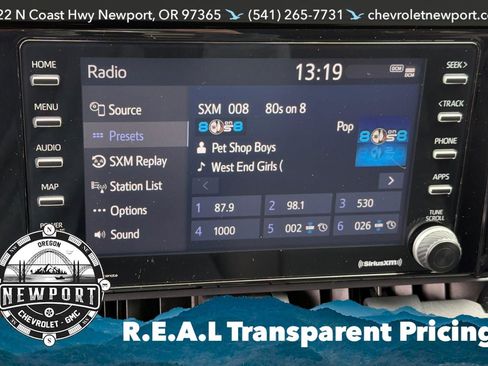 Used 2022 Toyota RAV4 SE w/ Weather & Moonroof Package image 28