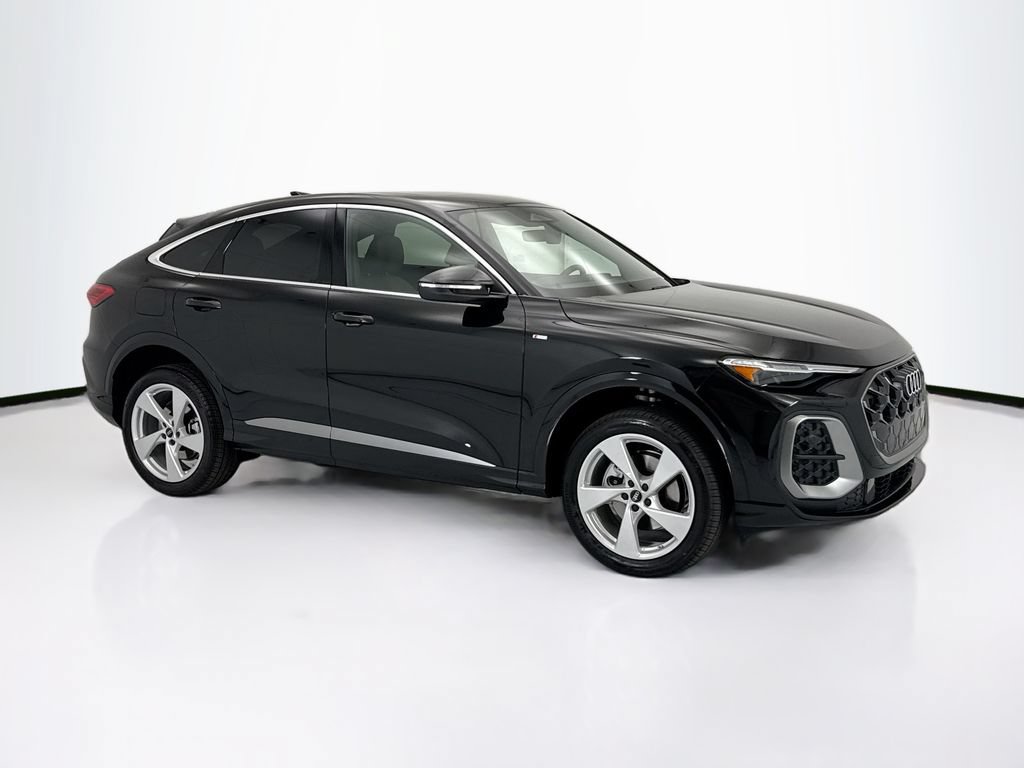 Used 2026 Audi Q5 Premium Plus AWD/4WD image 3