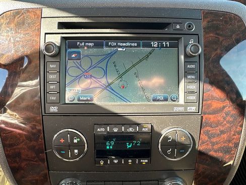 Used 2008 GMC Yukon Denali image 27