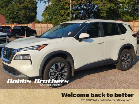 Used 2023 Nissan Rogue SV image 1