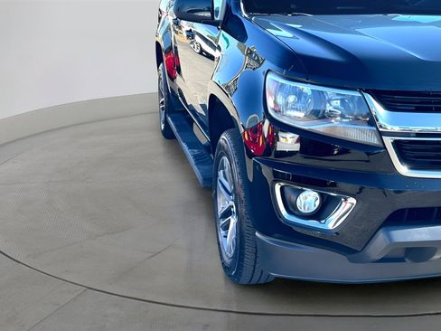 Used 2019 Chevrolet Colorado LT w/ LT Convenience Package image 10