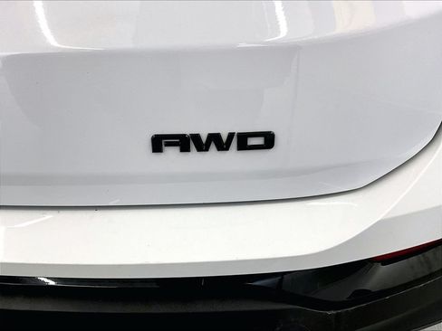 Used 2020 GMC Terrain SLE w/ Driver Convenience Package AWD/4WD image 27