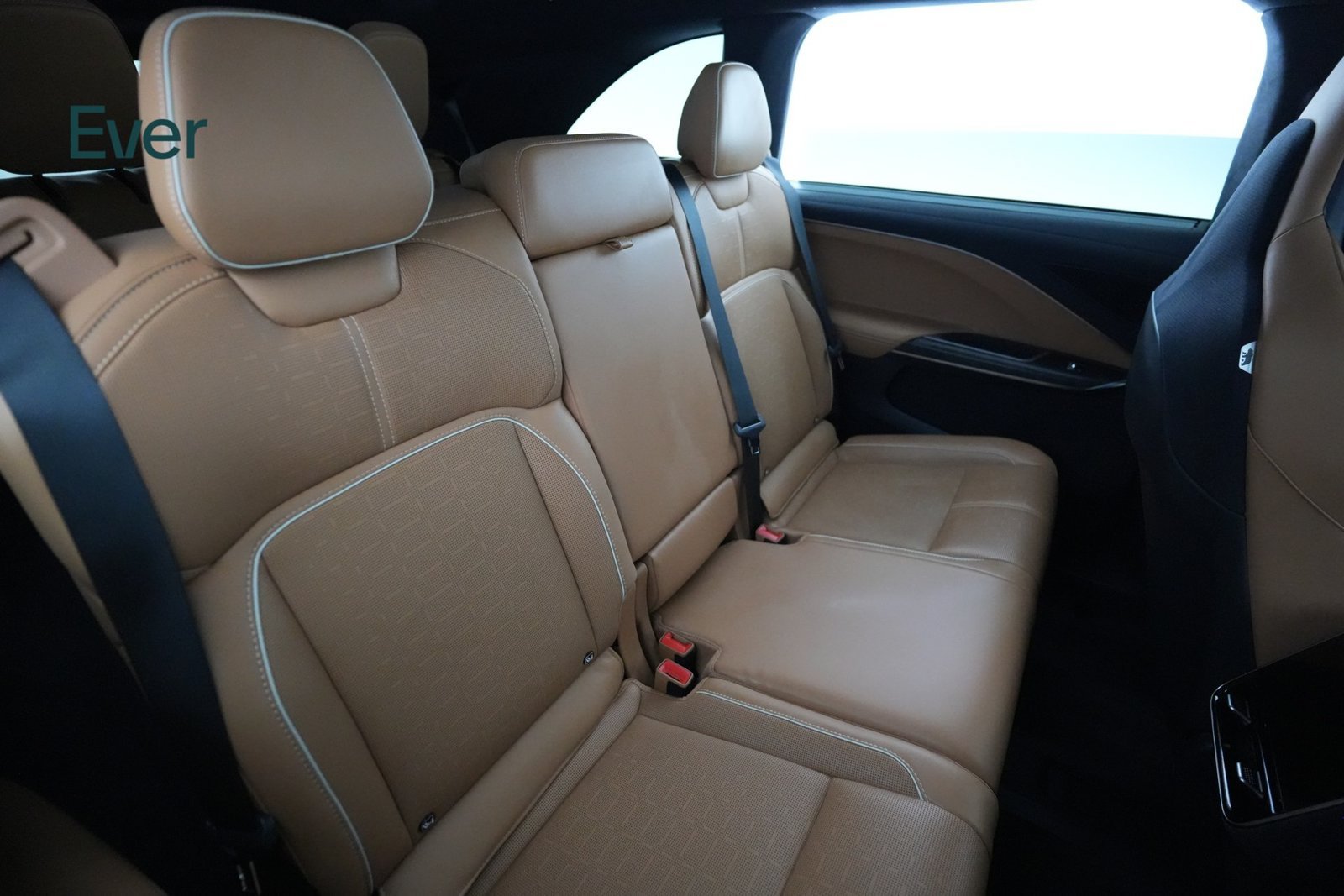 Used 2026 Lucid Gravity Dream AWD/4WD image 5