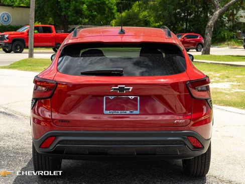 New 2026 Chevrolet Trax RS FWD image 7