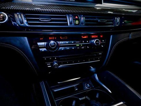 Used 2017 BMW X5 M image 34