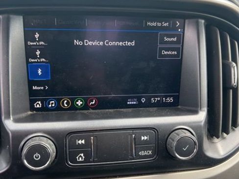 Used 2022 Chevrolet Colorado Z71 image 11