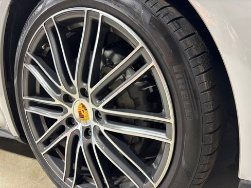 Used 2017 Porsche Panamera 4S w/ Sport Package image 8