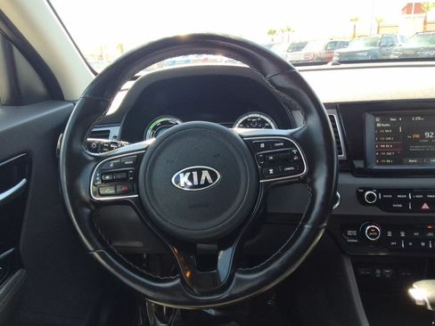 Used 2019 Kia Niro EX FWD image 15