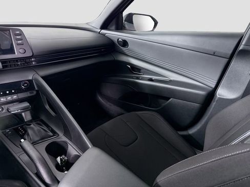Used 2025 Hyundai Elantra Sport w/ Cargo Package FWD image 23