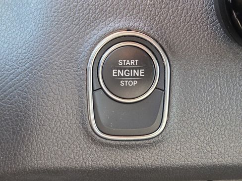 Used 2024 Mercedes-Benz Sprinter 4500 w/ Parking Package image 33