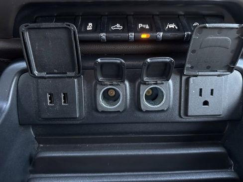 Used 2018 GMC Sierra 1500 Denali image 26