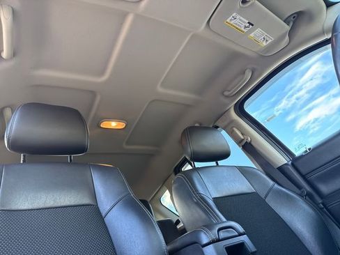 Used 2017 Jeep Compass Latitude image 24