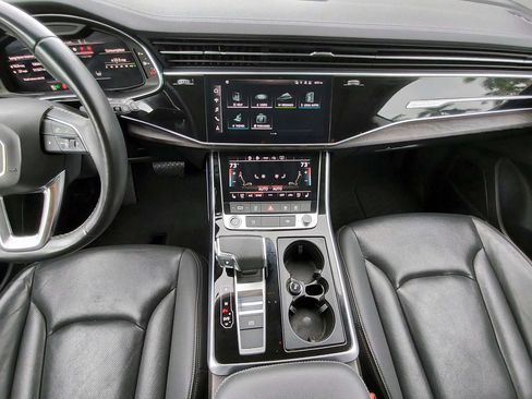 Used 2023 Audi Q8 Premium Plus w/ Premium Plus Package AWD/4WD image 10