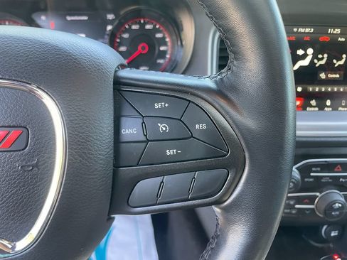 Used 2023 Dodge Charger SXT w/ Blacktop Package AWD/4WD image 17