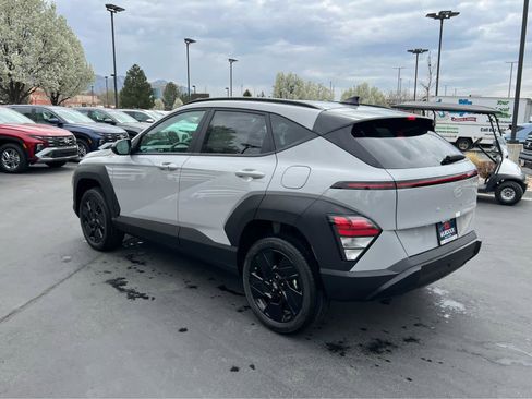 New 2026 Hyundai Kona SEL Sport AWD/4WD image 11