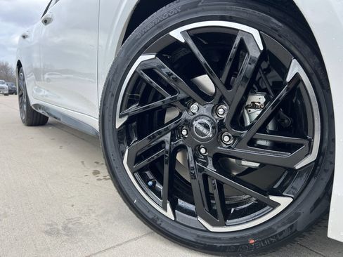 New 2026 Nissan Sentra SR w/ SR Premium Package FWD image 7