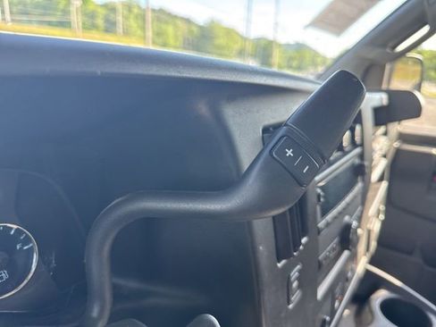 Used 2019 GMC Savana 2500 w/ Driver Convenience Package RWD image 20