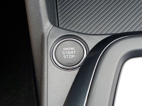 New 2025 Kia K4 LX image 30