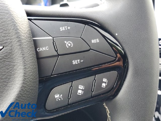Used 2026 Chrysler Pacifica Limited w/ S Appearance Package FWD image 25