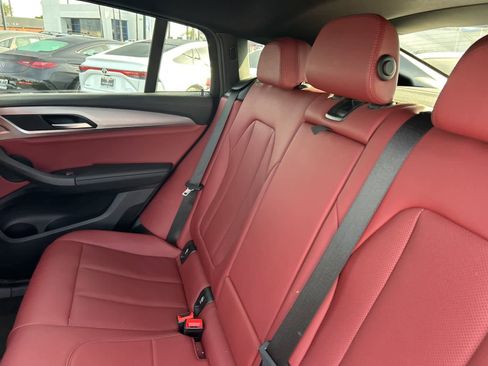 Used 2022 BMW X4 xDrive30i w/ Convenience Package image 23